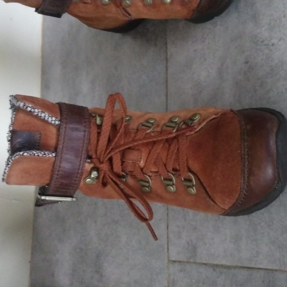 MERRELL BOOTS - Picture 14 of 15